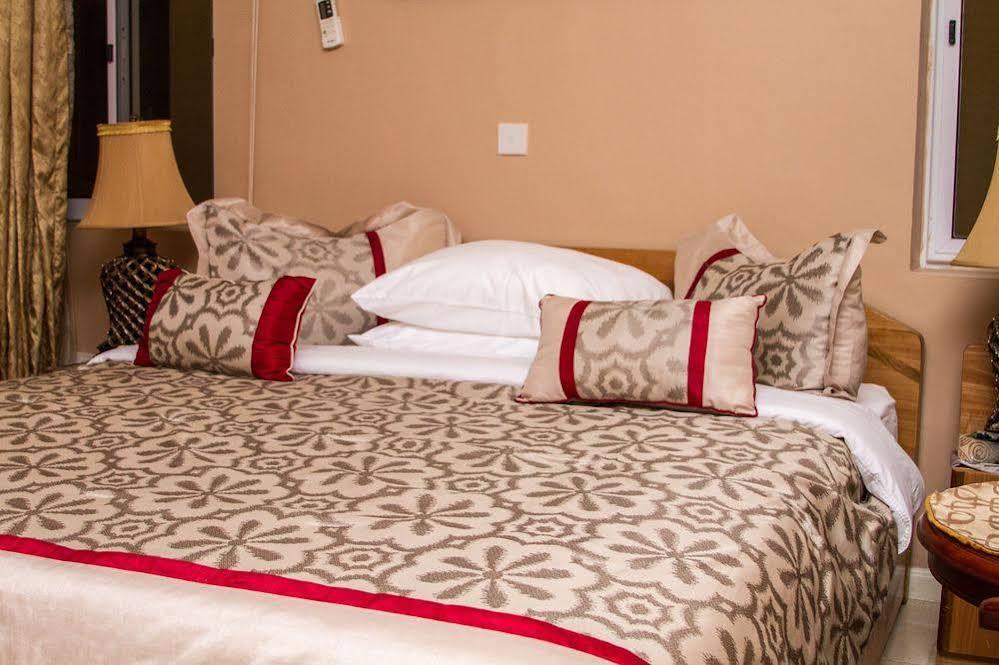 Alma House Hotel Akra Dış mekan fotoğraf