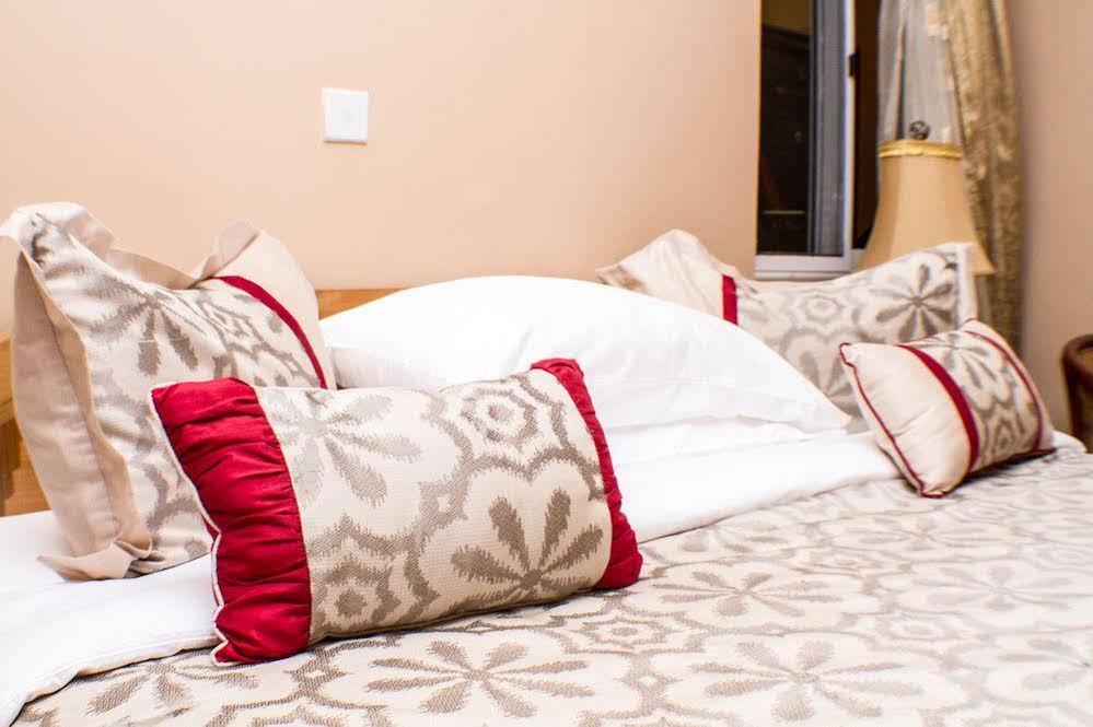 Alma House Hotel Akra Dış mekan fotoğraf