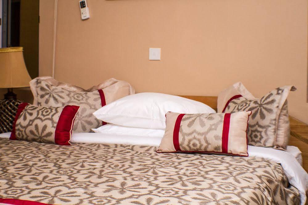 Alma House Hotel Akra Dış mekan fotoğraf