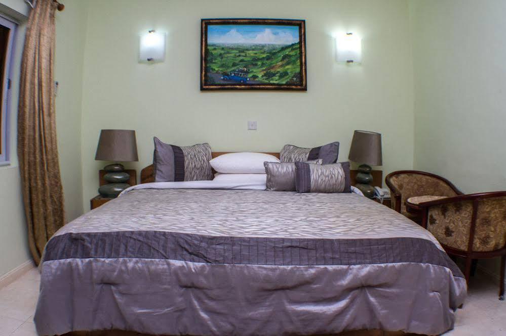 Alma House Hotel Akra Dış mekan fotoğraf