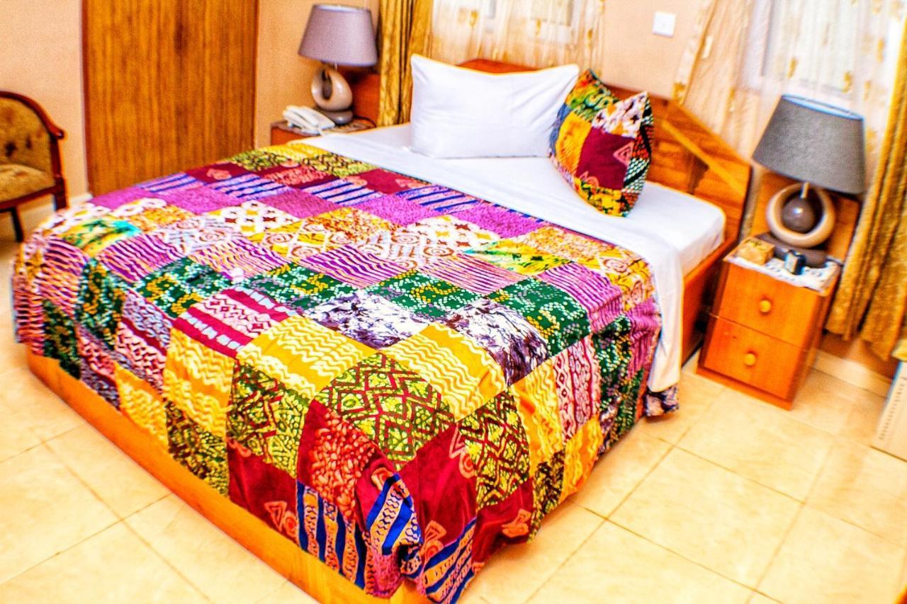 Alma House Hotel Akra Dış mekan fotoğraf